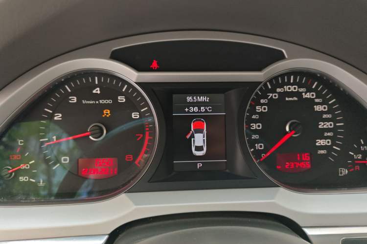 Used Audi A6L 2011 2.0 TFSI Automatic Standard Edition Instrument Cluster