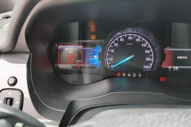 Used Ford Everest 2017 2.0T Gasoline Automatic 4x4 Flagship Edition 7 Seats Odometer Close Up