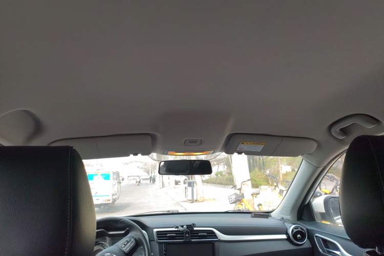 Used MG ZS 2017 1.5L Automatic Elite Edition Headliner