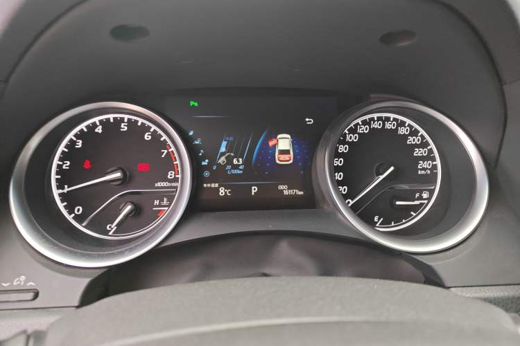 Used Toyota Camry 2018 2.0G Luxury Edition
