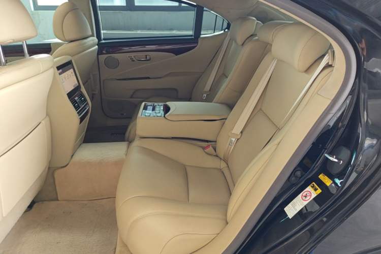 Used Lexus LS 2010 460L Luxury Edition
