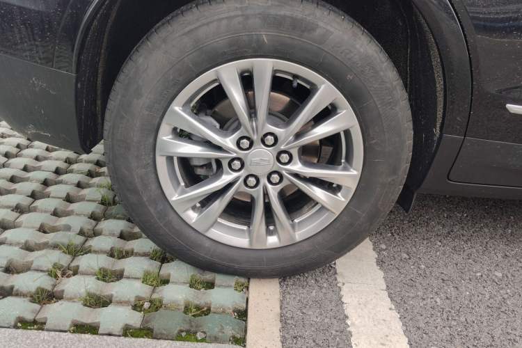 Used Cadillac XT5 2022 2.0T Two-Wheel Drive Luxury Version
