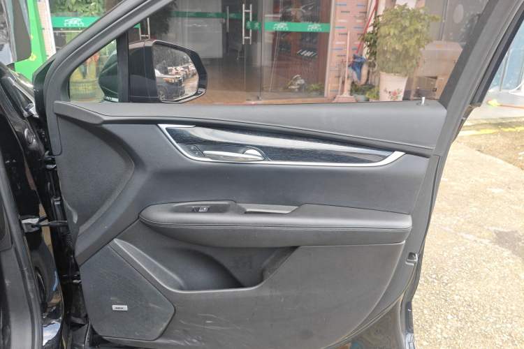 Used Cadillac XT5 2023 2.0T Two-Wheel-Drive Fashion Edition