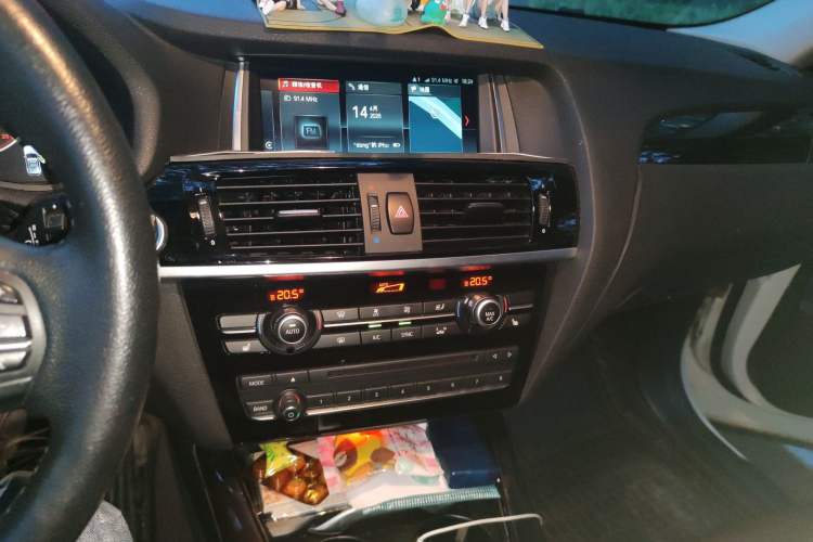 Used BMW X3 2014 xDrive20i X Design Package Audio And AC Panel