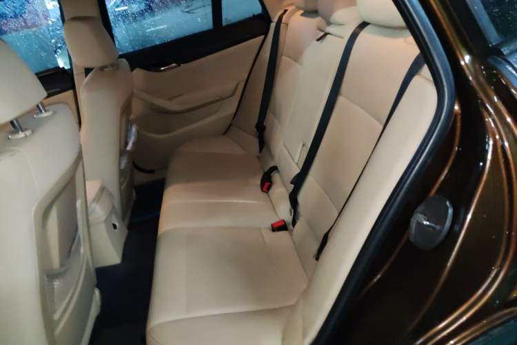 Used BMW X1 2012 sDrive18i Luxury Model