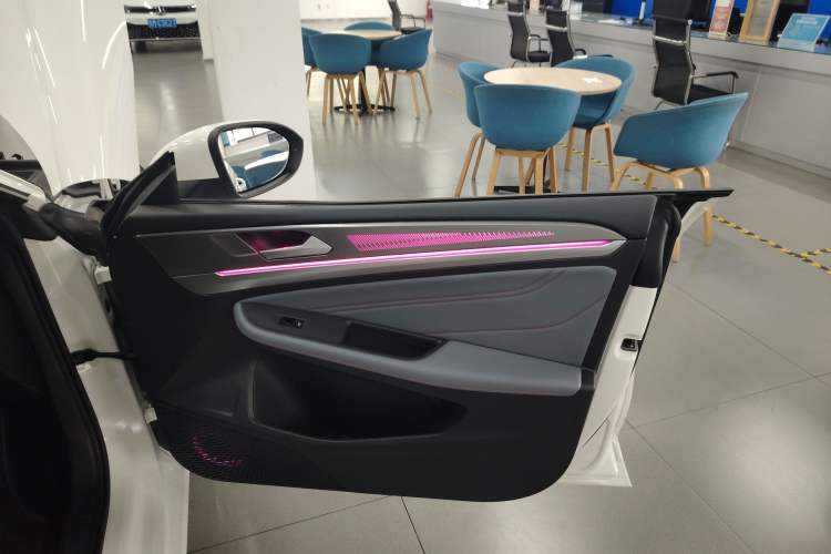 Used Volkswagen Lamando 2023 Lavida L 280TSI DSG Spicy Edition