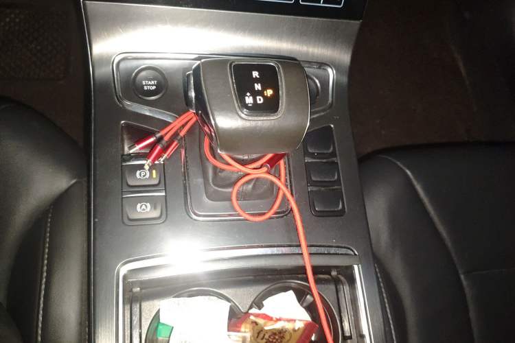 Used Hongqi H5 2020 1.8T Automatic ZhiLian QiYun Edition Gear Lever