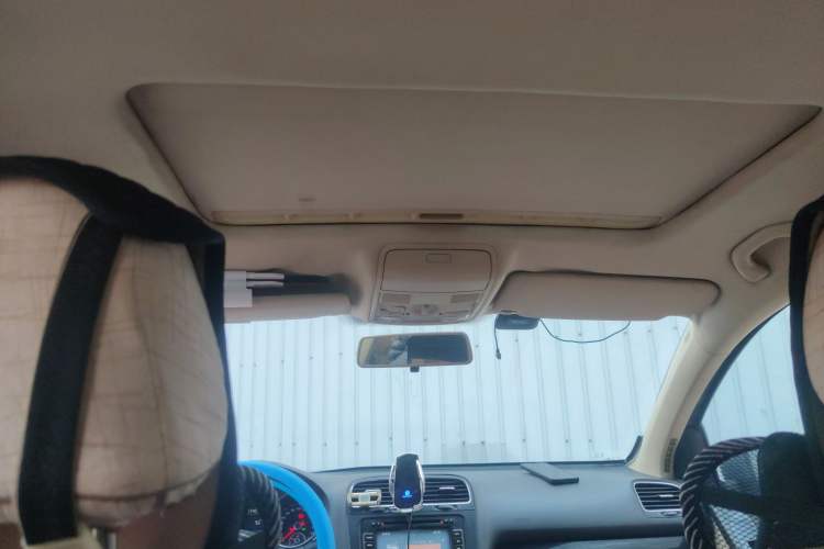 Used Volkswagen Golf 2011 1.6L Automatic Comfort Model
