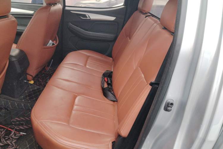 Used Isuzu JLM 2022 2.8T Classic Diesel Two-Wheel Drive Comfort Version with Long Wheelbase – JE493ZLQ6E
