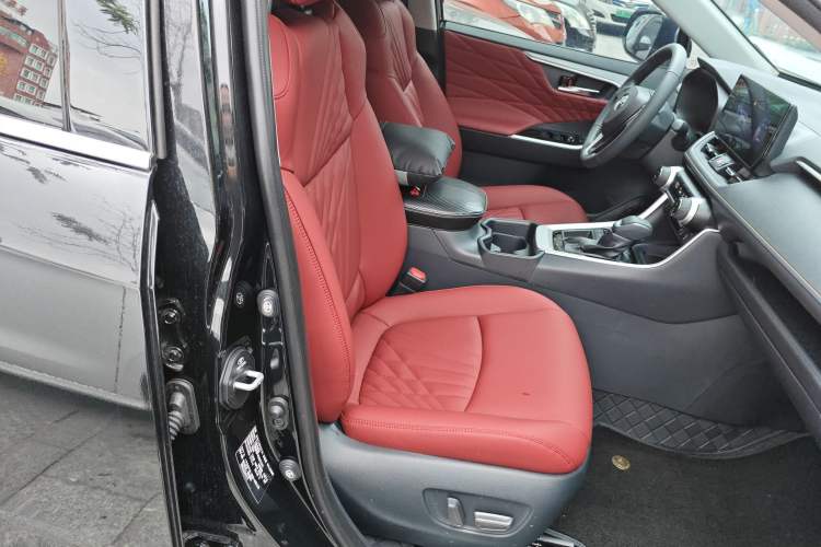 Used Toyota RAV4 2024 2.0L CVT Two-Wheel Drive Fashion Plus Edition