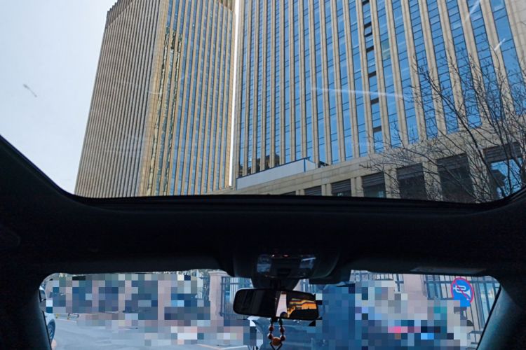 Used Mercedes-Benz GLB 2022 Second Facelift GLB 200 Fashion Edition Headliner