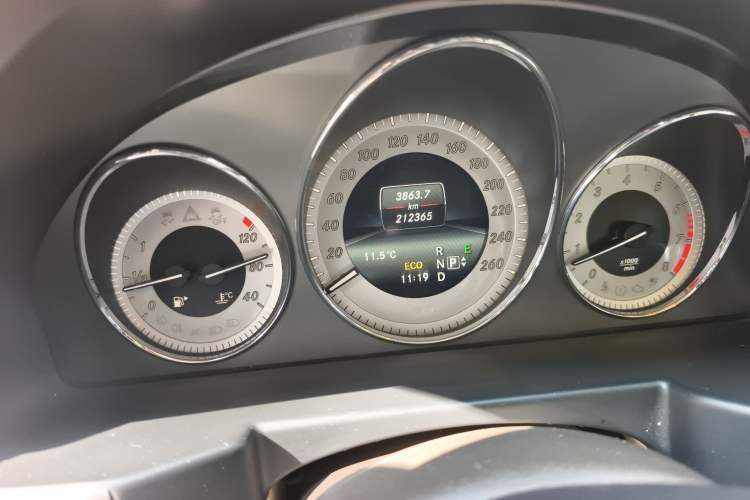 Used Mercedes-Benz GLK-Class 2014 GLK 200 Standard Model