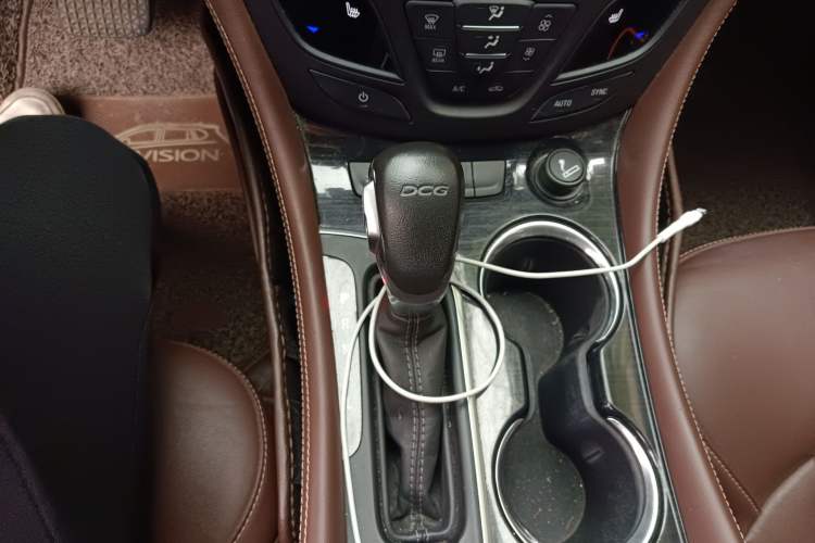 Used Buick Envision 2018 20T Two-Wheel Drive Luxury Model
