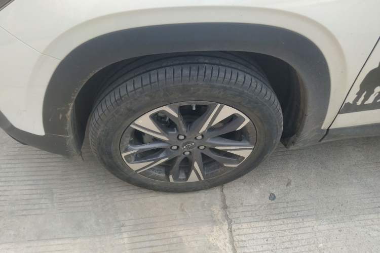 Used Chevrolet Trax 2022 Encore RS 1.5T CVT Cool Exterior 4