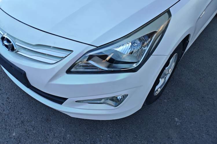 Used Hyundai Verna Ray 2014 1.4L Automatic GLX