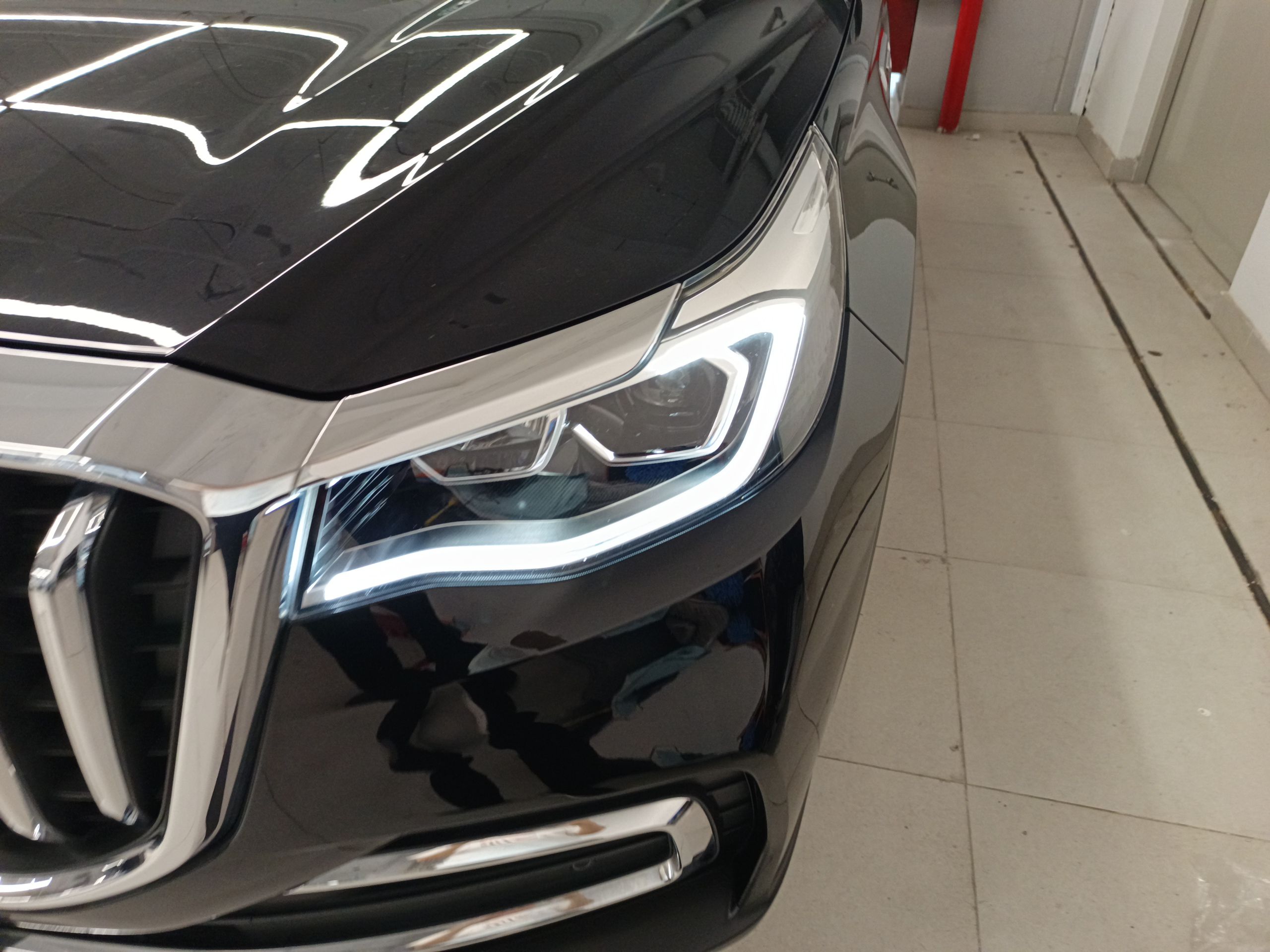 Hongqi HS7 2022 2.0T DCT Two-Wheel Drive Smart Connect Flagship Edition 7 Seats — снимка 8