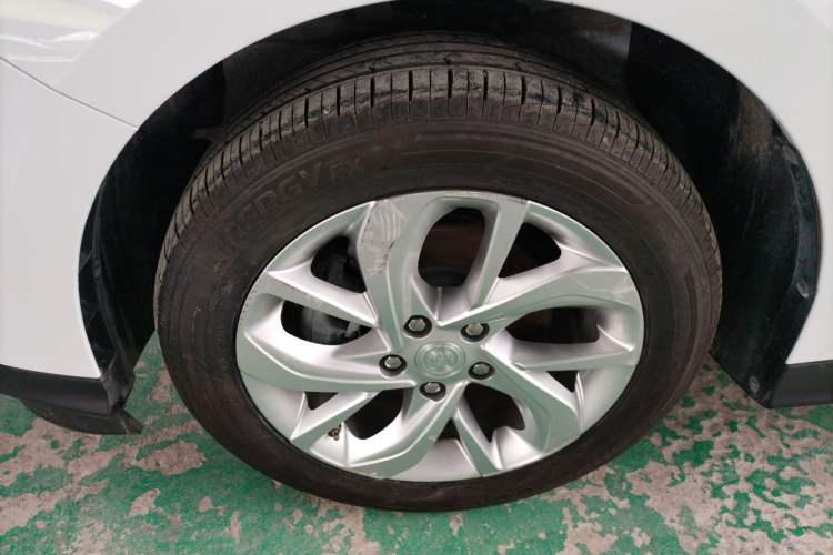 Used Buick Velite 6 2023 430km Range Commuter Version
