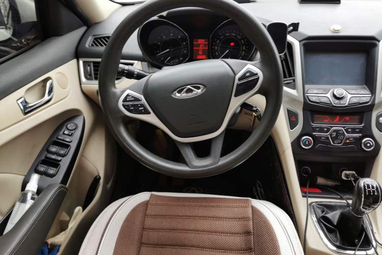 Used Chery Arrizo 7 2013 1.6L Manual Zhi Ling Edition