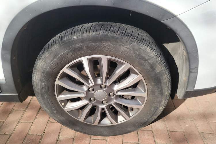 Used Haval H6 2015 Sport Edition 1.5T Automatic Two-Wheel Drive Luxury Model