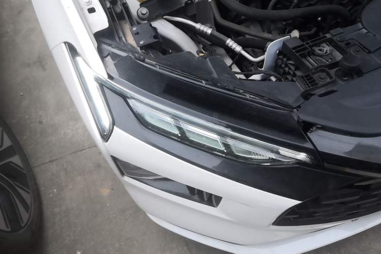 Used Ford Mondeo 2022 Restyled EcoBoost 245 Luxury Version Right Front Headlight