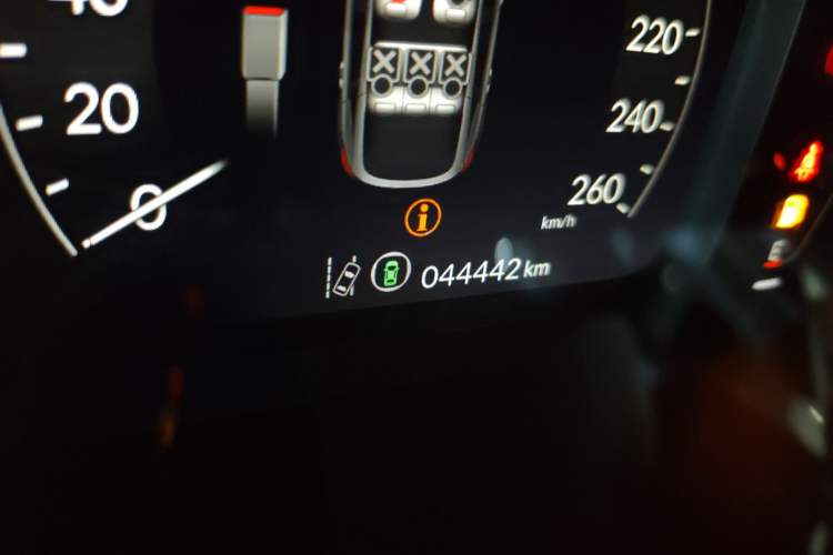 Used Honda Integra 2023 HATCHBACK 240TURBO CVT Phantom Night Deluxe Edition Odometer Close Up