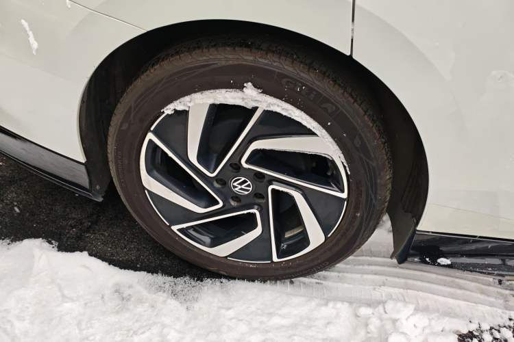 Used Volkswagen ID.7 VIZZION 2024 AIR model
