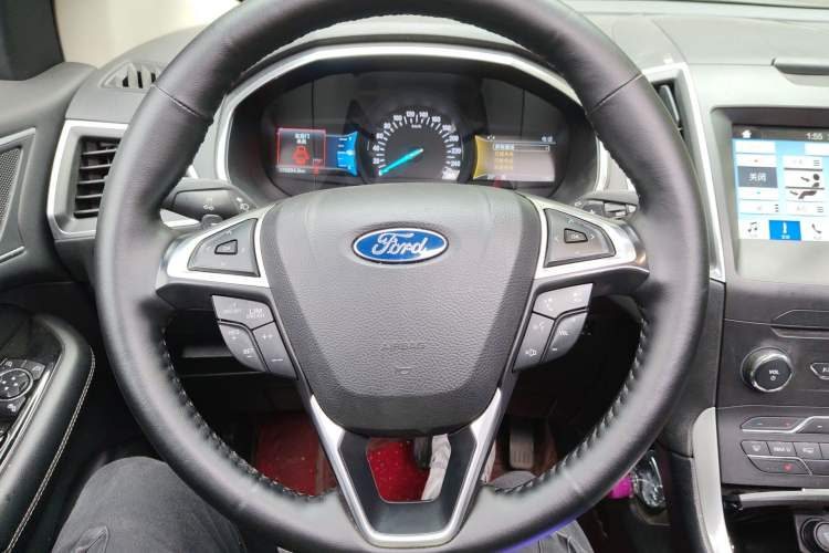 Used Ford Edge 2016 EcoBoost 245 Four-Wheel Drive Titanium Edition 7-Seater