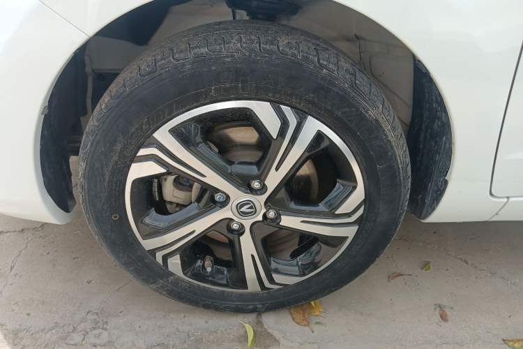 Used CHANGAN Benni E-Star 2023 Qingxin Edition Colorful Model Lithium Iron Phosphate