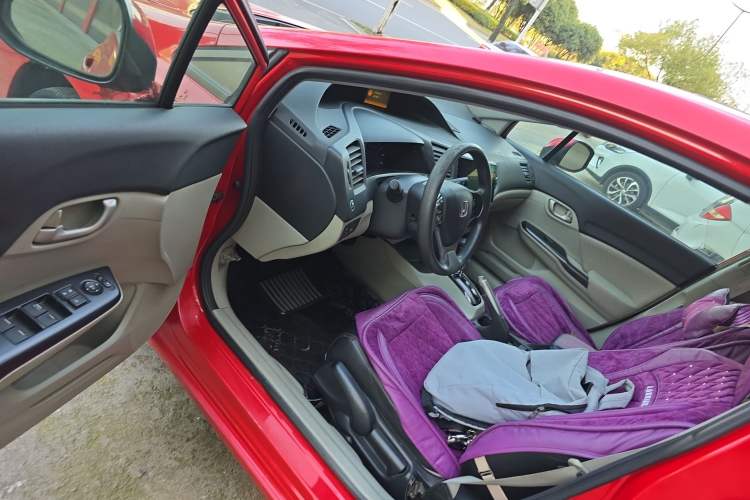 Used Honda Civic 2014 1.8L automatic comfort version