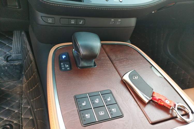 Used Lexus LS 2023 500h Excellence Edition