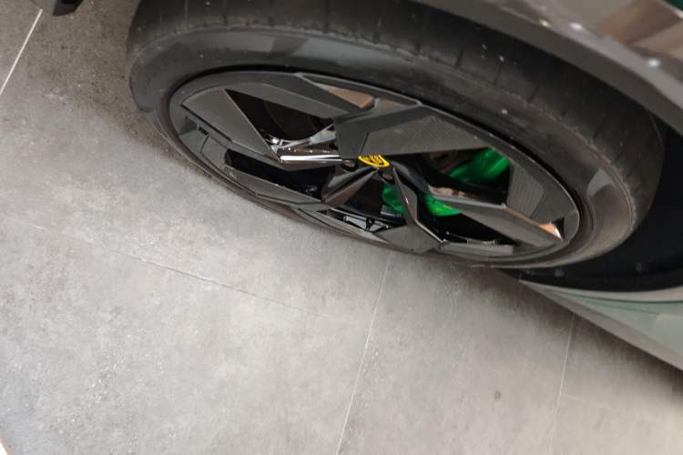 Used Lotus ELETRE 2023 ELETRE R+