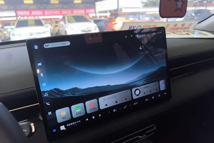 Used Wuling Xingguang 2025 150 km Smart Advanced Version
