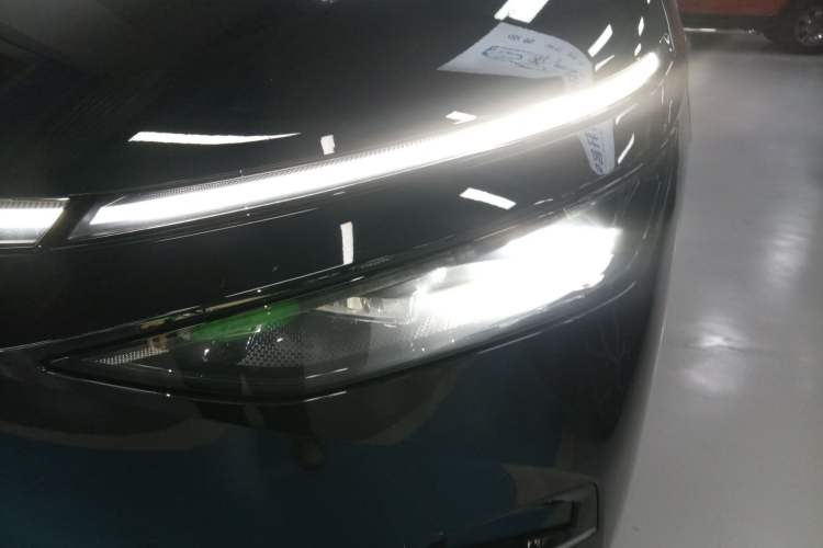 Used XPeng X9 2024 640 All-Wheel Drive High-Performance Max
