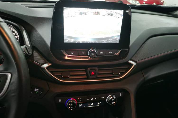 Used Chevrolet Orlando 2020 Light Hybrid Redline 530T Automatic Enjoyment Edition (5+2 Models)