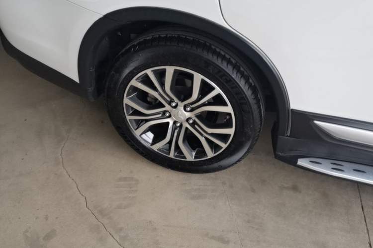 Used Mitsubishi Outlander 2018 2.0L Two-Wheel Drive Glory Edition 5 Seats
