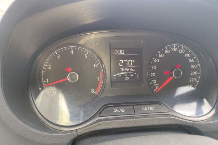 Used Volkswagen Polo 2016 1.4L Manual Fashion Model
