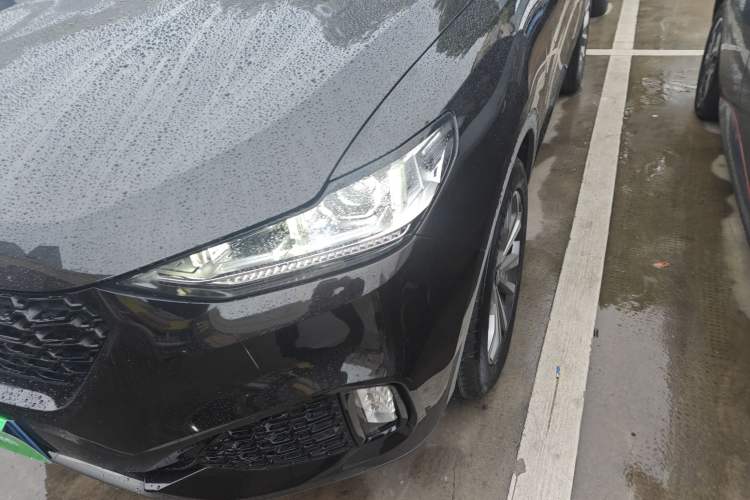 Used Wey VV6 2018 2.0T Two-Wheel-Drive Ultra-Luxury Version China V Standard Left Front Headlight