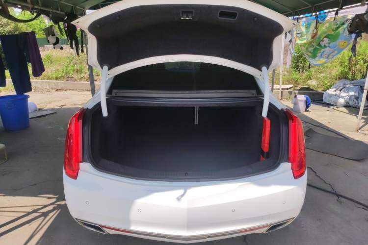 Used Cadillac XTS 2015 28T Comfort Model
