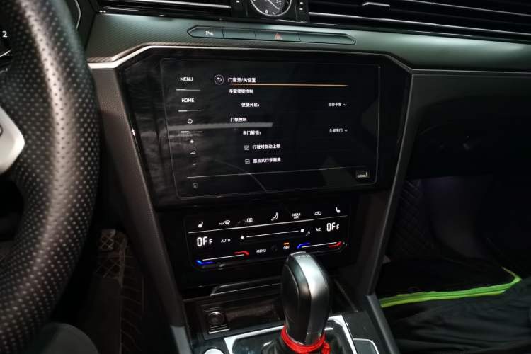 Used Volkswagen Magotan 2020 330TSI DSG Leading Model Audio And AC Panel