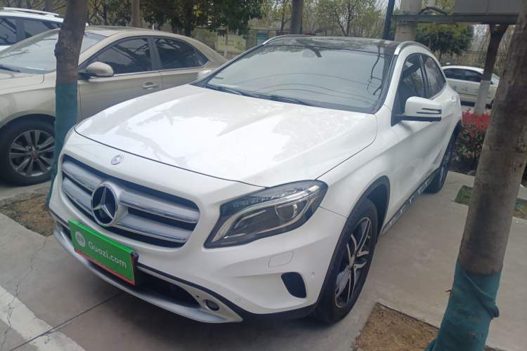 Used Mercedes-Benz GLA 2015 GLA 220 4MATIC Fashion Model