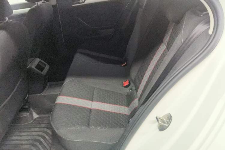 Used Volkswagen Lamando 2021 230TSI DSG Fashion Edition
