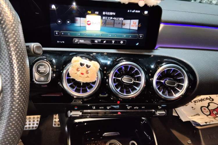 Used Mercedes-Benz CLA AMG 2021 AMG CLA 35 4MATIC Audio And AC Panel