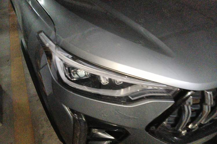 Used Haval LHERY 2021 High-Performance Version 1.5T Golden Rabbit Right Front Headlight