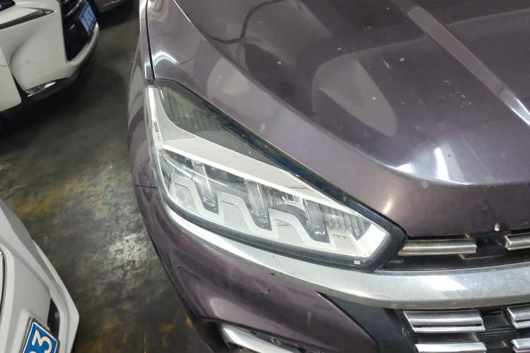 Used Chery Tiggo 8 2019 1.6 TGDI Automatic Luxury Model Right Front Headlight