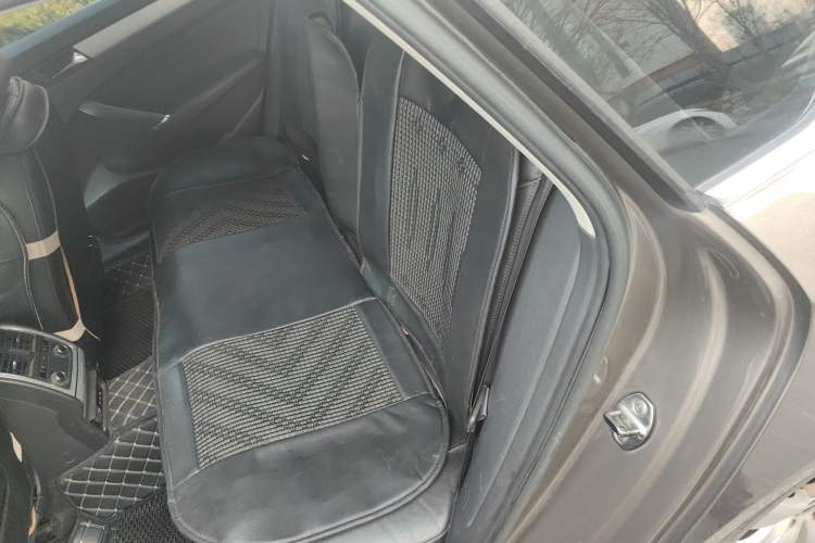 Used Volkswagen Passat 2011 1.8TSI Automatic Prestige Edition Left Rear Seat