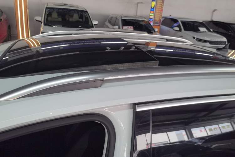 Used Volkswagen Tayron 2022 280TSI Two-Wheel Drive Luxury Smart Connectivity Version
