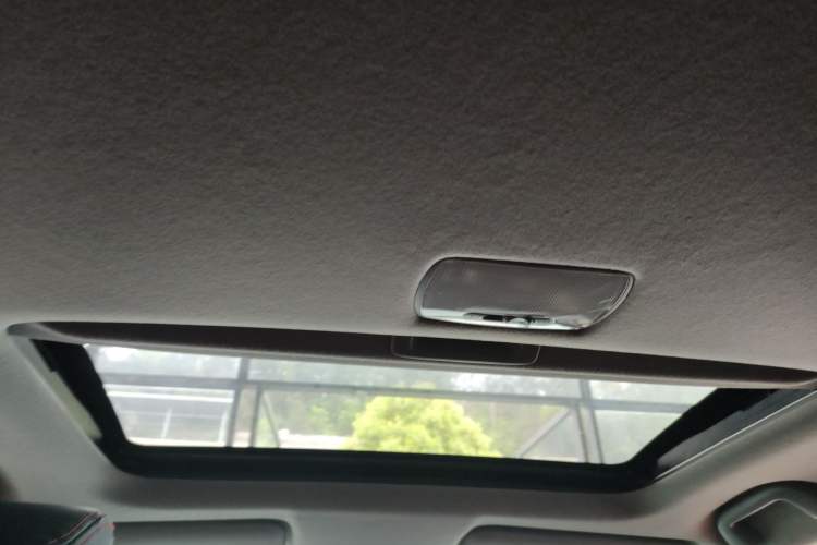 Used Honda Fit 2022 1.5L CVT Trendy Sunroof Edition Headliner