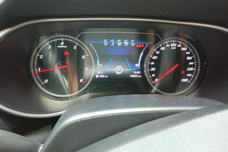 Used Hongqi H5 2019 30TD Smart Connect Dynamic Edition Odometer Close Up