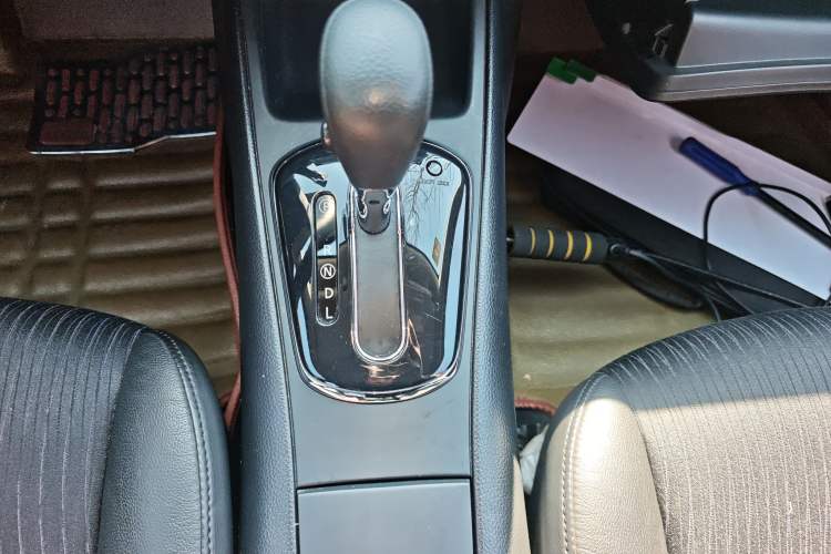 Used Nissan Tiida 2011 1.6L CVT Smart Version
