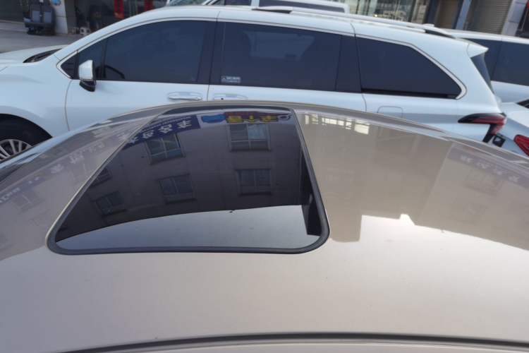 Used Buick Regal 2015 2.0L Leading Fashion Edition